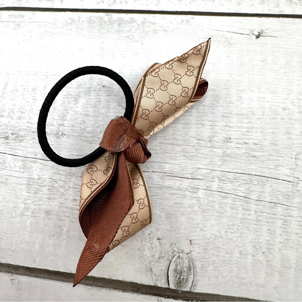 Louis Vuitton fabric hair tie. Unbranded. NEW. Louis Vuitton fabric hair tie. Unbranded. NEW main image 4